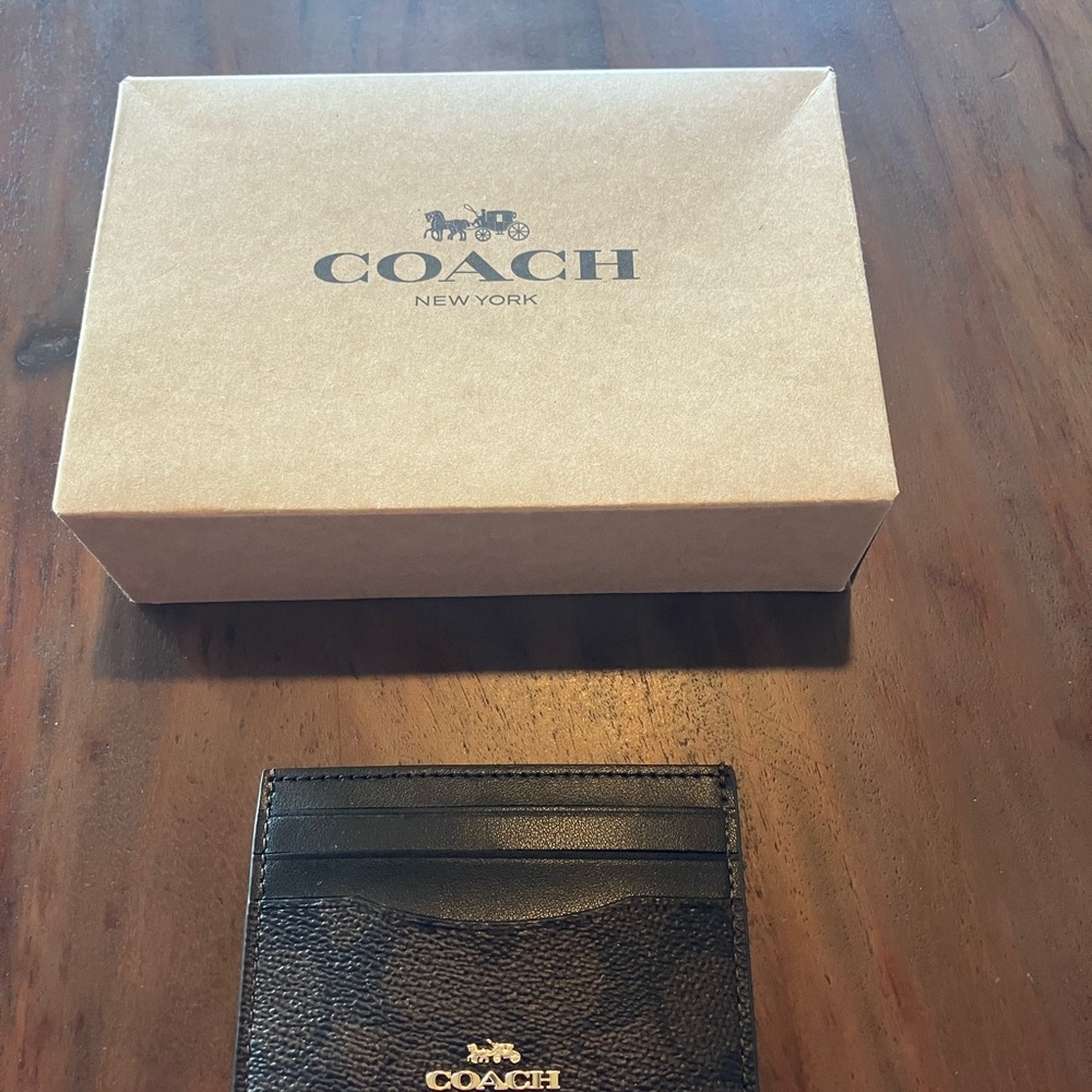 Coach Brown and Black Pebbled Leather Card Sleeve with Gold Logo - Picture 2 of 8